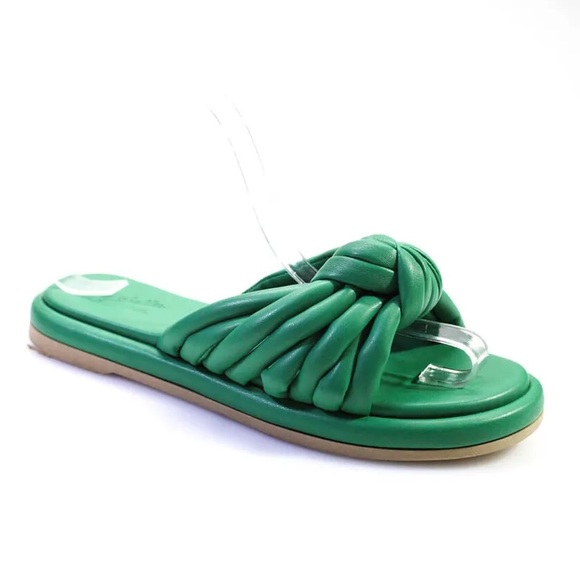 Worn once. 2023 Summer sandal. - Picture 5 of 5